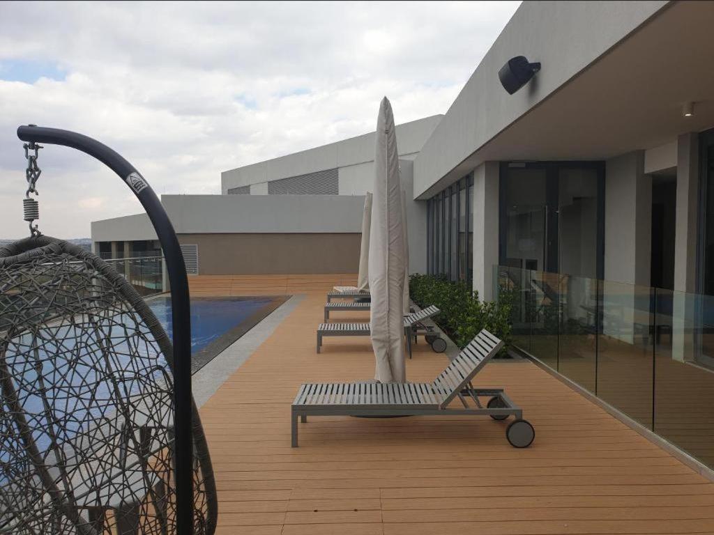 Menlyn Maine Apartments Pretoria-Noord 外观 照片