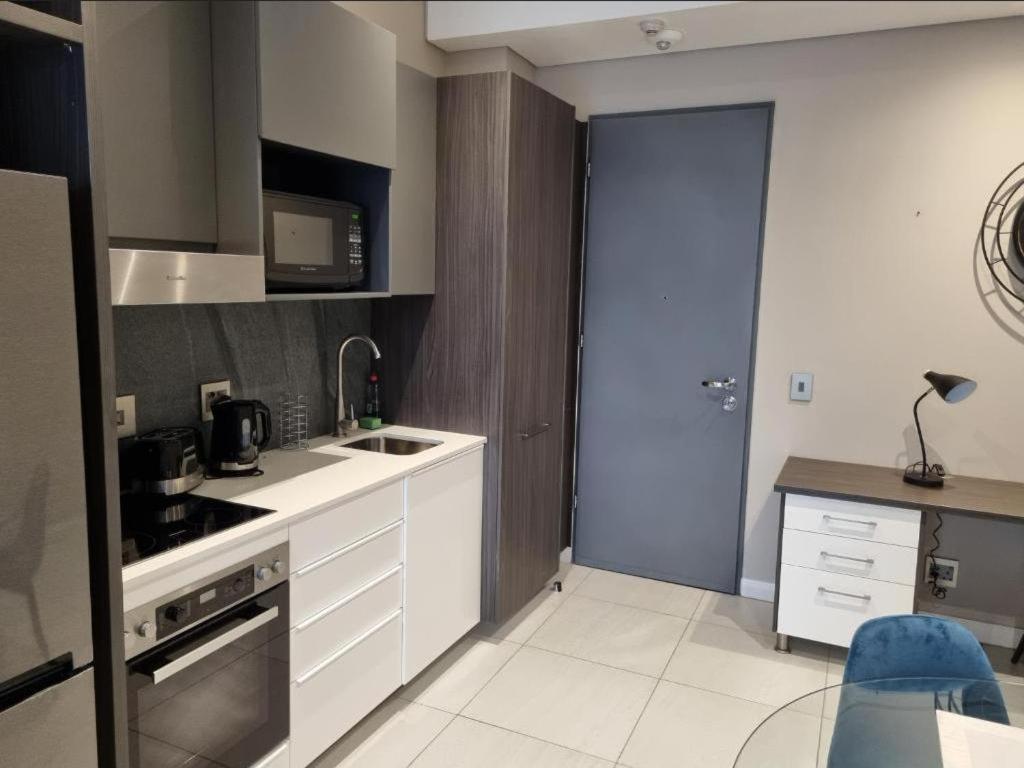 Menlyn Maine Apartments Pretoria-Noord 外观 照片