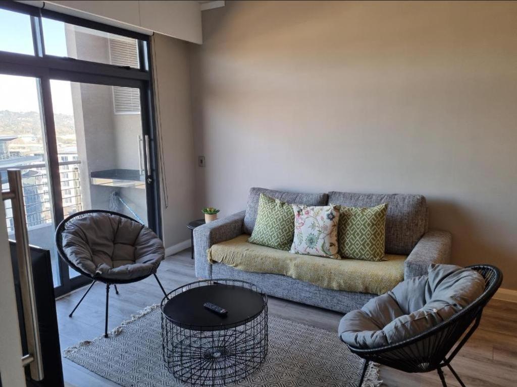 Menlyn Maine Apartments Pretoria-Noord 外观 照片