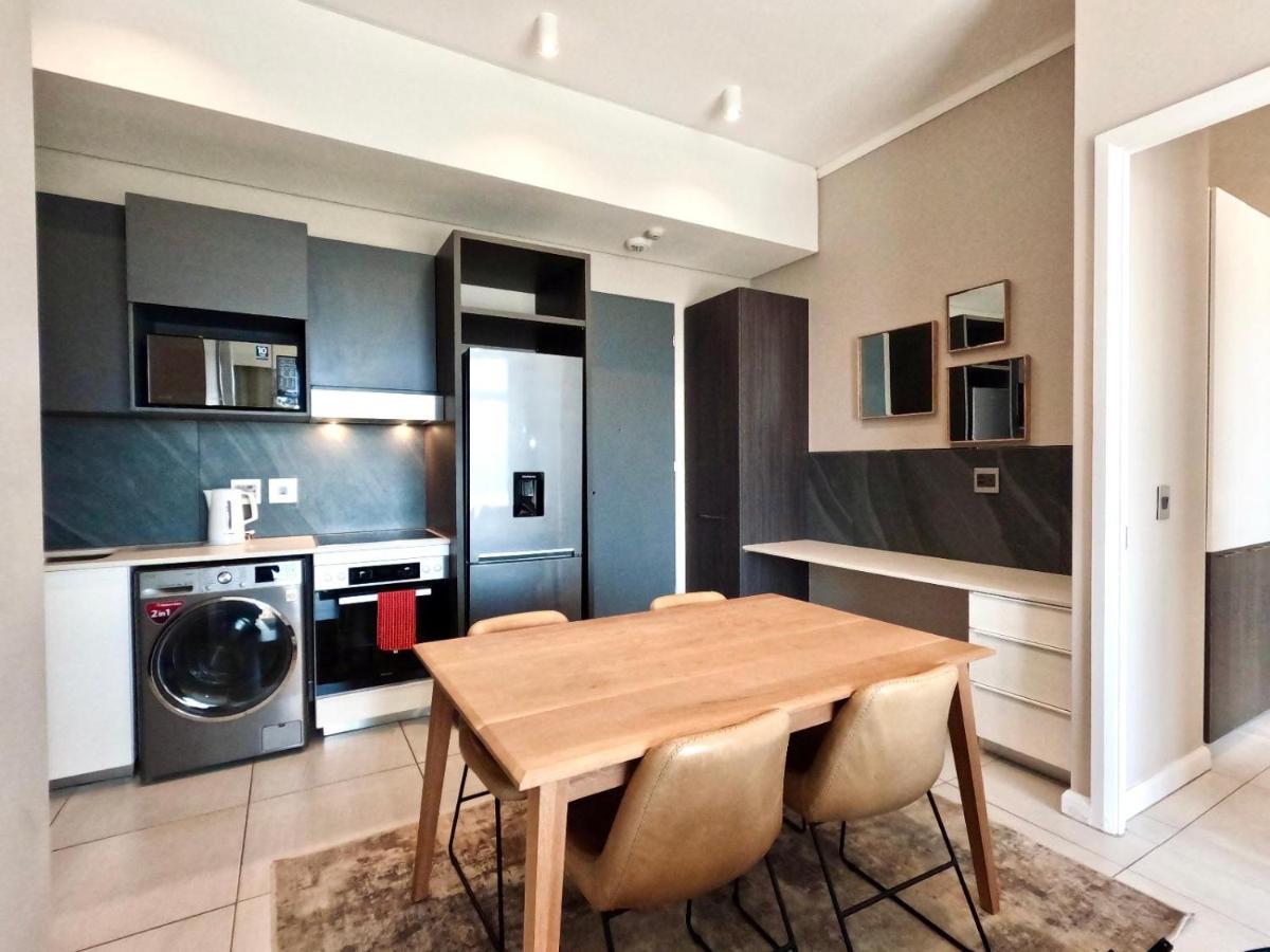 Menlyn Maine Apartments Pretoria-Noord 外观 照片