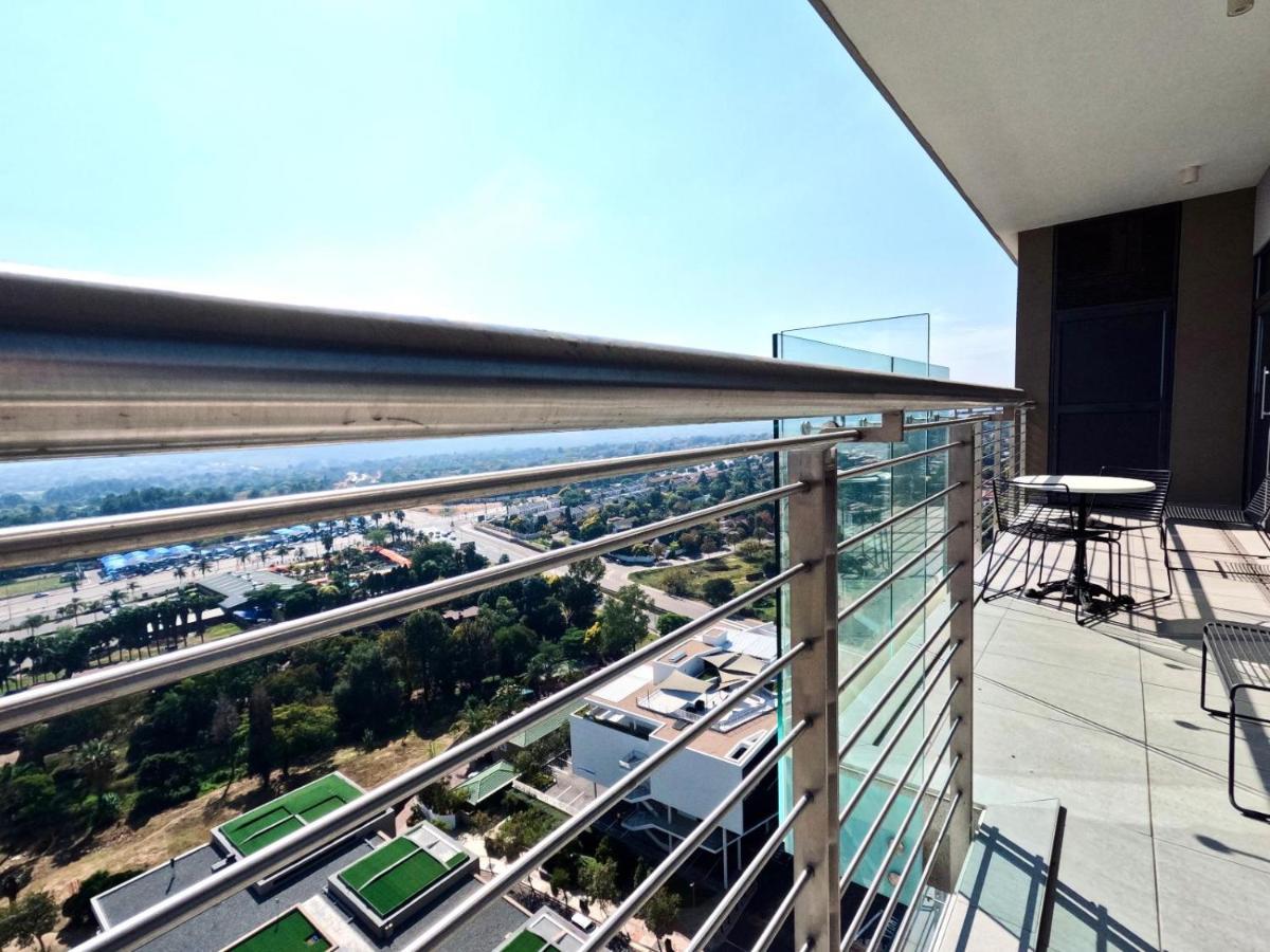 Menlyn Maine Apartments Pretoria-Noord 外观 照片