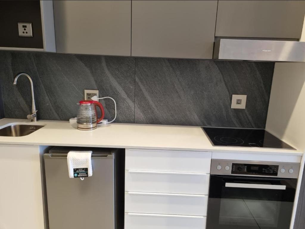 Menlyn Maine Apartments Pretoria-Noord 外观 照片
