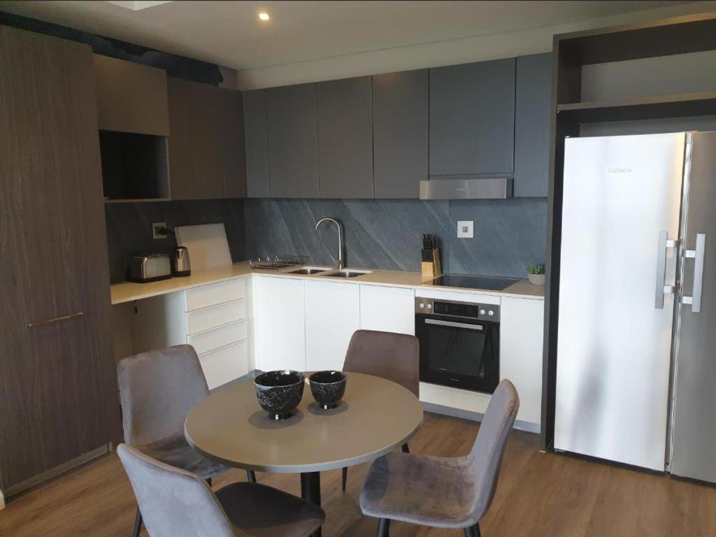 Menlyn Maine Apartments Pretoria-Noord 外观 照片